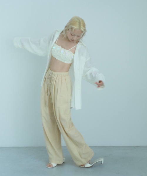 EN NEUME(エンノイム)の「Embroidered Lawn Tuck Easy Pants(その他パンツ・レディース・オフホワイト/ブラック/ベージュ・FREE)」の7枚目の写真