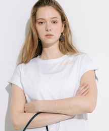 フレンチスリーブ刺繍Tシャツ