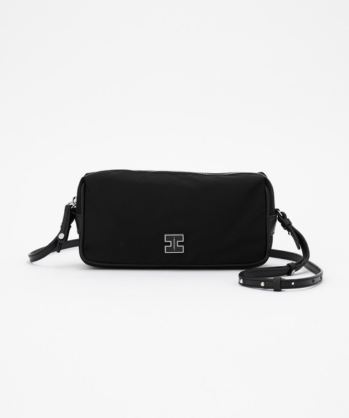IACUCCI(イアクッチ)の「アーゴ ミニショルダー NYLON/CERVO(ショルダーバッグ・レディース・ブラック・FREE)」の4枚目の写真