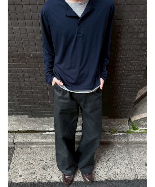 Chikashitsu +(チカシツプラス)の「【Chikashitsu +】double layered henley neck long sleeve / 【チカシツプラス】ダブルレイヤードヘンリーネック長袖Tシャツ<着用動画あり>(Tシャツ/カットソー・メンズ・ブラック/カーキ/ネイビー・ONE SIZE)」の14枚目の写真