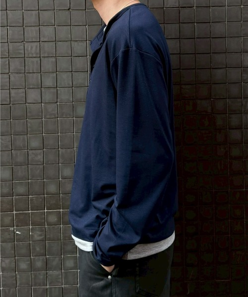 Chikashitsu +(チカシツプラス)の「【Chikashitsu +】double layered henley neck long sleeve / 【チカシツプラス】ダブルレイヤードヘンリーネック長袖Tシャツ<着用動画あり>(Tシャツ/カットソー・メンズ・ブラック/カーキ/ネイビー・ONE SIZE)」の18枚目の写真