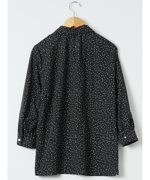 m.f.editorial（エムエフエディトリアル）の「【UVカット ウォッシャブル】m.f.エディトリアル レディース ドット柄 ボウタイ 7分袖 スキッパー ブラウス（シャツ/ブラウス・レディース・アイボリー/ブラック・MEDIUM/LARGE）」の10枚目の写真