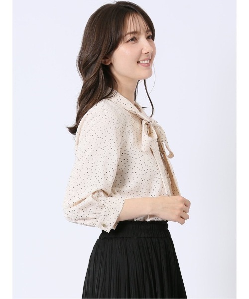m.f.editorial（エムエフエディトリアル）の「【UVカット ウォッシャブル】m.f.エディトリアル レディース ドット柄 ボウタイ 7分袖 スキッパー ブラウス（シャツ/ブラウス・レディース・アイボリー/ブラック・MEDIUM/LARGE）」の21枚目の写真