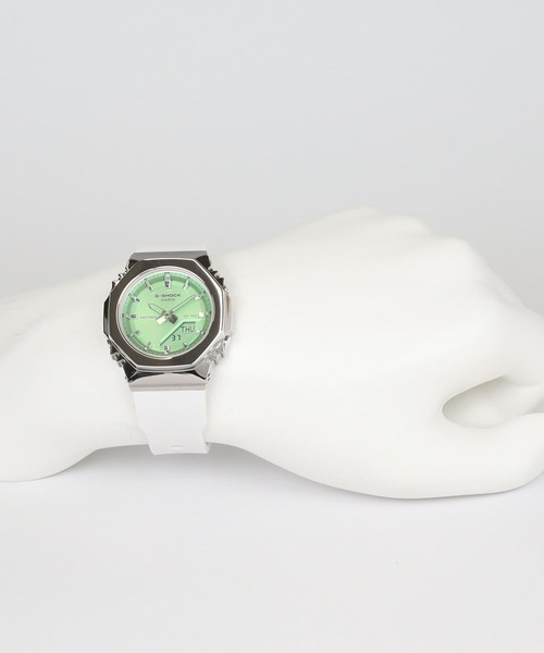 G-SHOCK(ジーショック)の「GM-S2110シリーズ / GM-S2110SR-7AJF(アナログ腕時計・レディース・ホワイト×グリーン・FREE)」の8枚目の写真