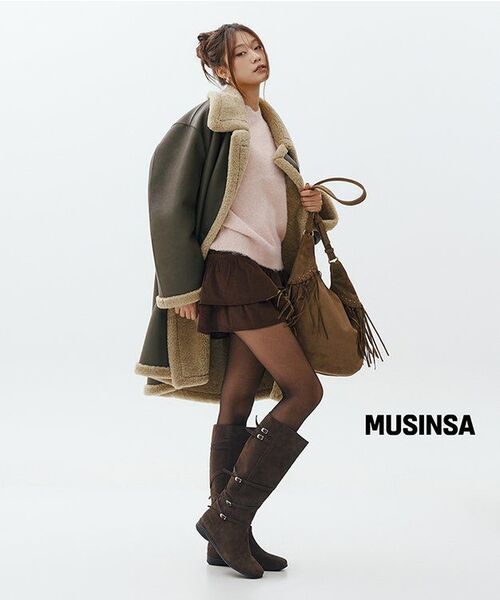 MUSINSA STANDARD WOMAN（ムシンサスタンダードウーマン）の「ウィメンズ18Wコーデュロイティアードミニスカート[ブラウン]（スカート・レディース・その他・X-SMALL/SMALL/MEDIUM/LARGE）」の3枚目の写真