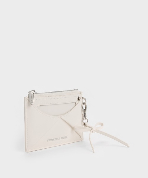 CHARLES & KEITH(チャールズ & キース)の「Hazel ヘーゼル ボウパネル カードホルダー(カードケース・レディース・ピンク系その他3/スミクロ/クリーム・XXS)」の6枚目の写真