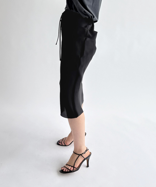EDIT. FOR LULU（エディットフォールル）の「【GIA STUDIOS/ジア ストゥディオス】LANKY SILK SKIRT（スカート・レディース・ブラック・36/34）」の5枚目の写真