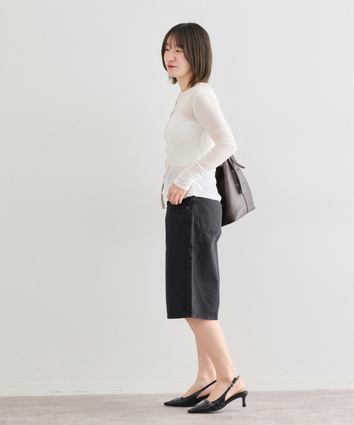 U by SPICK&SPAN(ユーバイスピックアンドスパン)の「LEVI'S/リーバイス SUPER BAGGY JORT(その他パンツ・レディース・ブルー/ブラック系その他・25/26/27)」の4枚目の写真