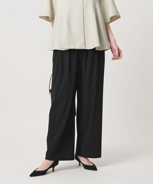 UNITED ARROWS(ユナイテッドアローズ)の「ジャージー タック ワイドパンツ ‐ウォッシャブル‐(スラックス・レディース・ターコイズブルー系/ブラック/ダークブラウン/ネイビー・38/36)」の7枚目の写真