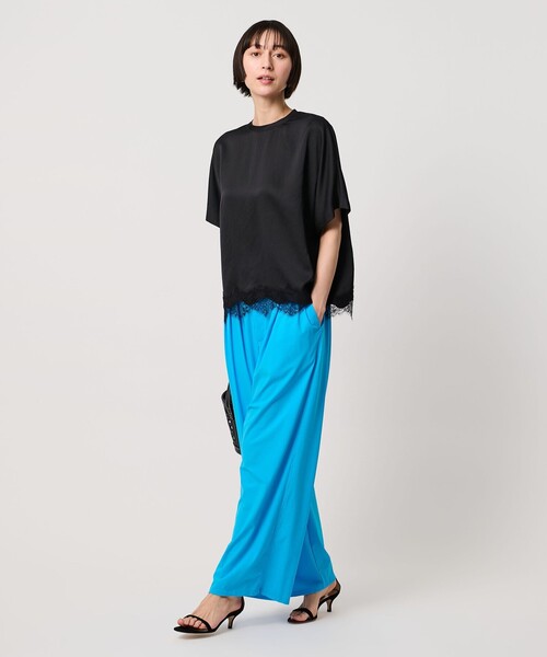 UNITED ARROWS(ユナイテッドアローズ)の「ジャージー タック ワイドパンツ ‐ウォッシャブル‐(スラックス・レディース・ターコイズブルー系/ブラック/ダークブラウン/ネイビー・38/36)」の15枚目の写真
