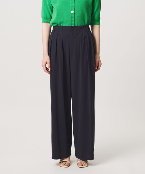 UNITED ARROWS(ユナイテッドアローズ)の「ジャージー タック ワイドパンツ ‐ウォッシャブル‐(スラックス・レディース・ターコイズブルー系/ブラック/ダークブラウン/ネイビー・38/36)」の16枚目の写真