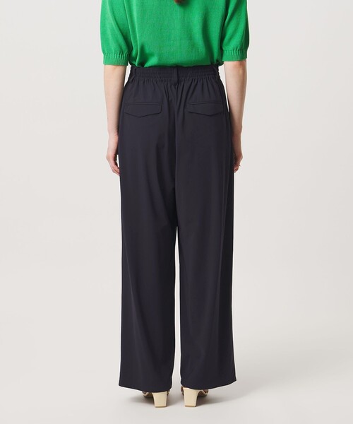 UNITED ARROWS(ユナイテッドアローズ)の「ジャージー タック ワイドパンツ ‐ウォッシャブル‐(スラックス・レディース・ターコイズブルー系/ブラック/ダークブラウン/ネイビー・38/36)」の18枚目の写真