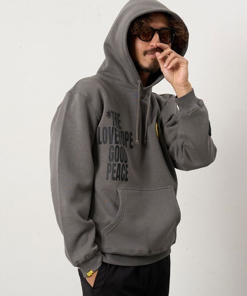 STUD MUFFIN(スタッドマフィン)の「mpa4118- T-C裏毛起毛 マルチエンブロイダリー プルパーカー(624-02921)(パーカー・メンズ・チャコールグレー/ブラック/ブラウン/ホワイト・4/3/2)」の10枚目の写真