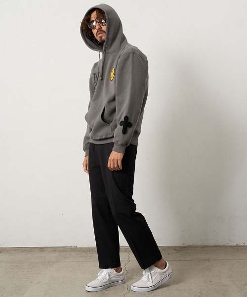 STUD MUFFIN(スタッドマフィン)の「mpa4118- T-C裏毛起毛 マルチエンブロイダリー プルパーカー(624-02921)(パーカー・メンズ・チャコールグレー/ブラック/ブラウン/ホワイト・4/3/2)」の13枚目の写真