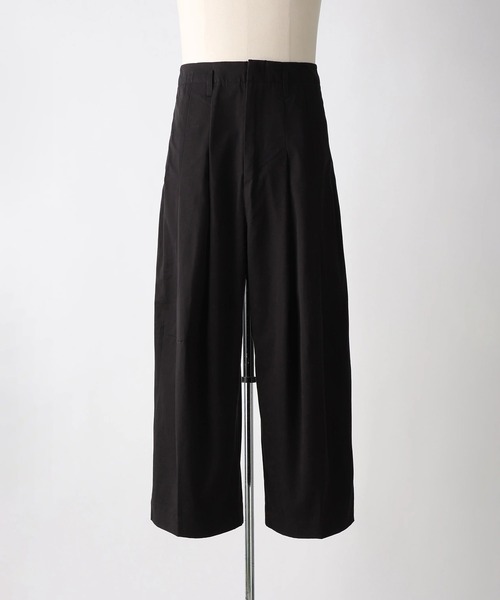 SHINYAKOZUKA（シンヤコヅカ）の「UPCYCLED BAGGY（スラックス・メンズ・ベージュ/ブラック・MEDIUM/LARGE/SMALL）」の2枚目の写真