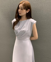 コクーンネック タックデザイン フレアミディワンピース