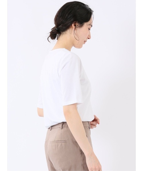 m.f.editorial(エムエフエディトリアル)の「【綺麗目 ストレッチ 接触冷感】m.f.エディトリアル レディース 配色ライン クルーネック 半袖 プルオーバー(Tシャツ/カットソー・レディース・ブラック/ホワイト/ライトグレー・MEDIUM/LARGE)」の7枚目の写真