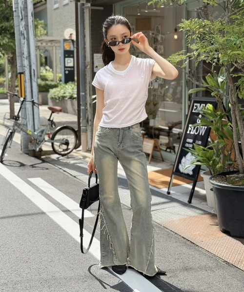 Jewelobe(ジュエローブ)の「サイドクラッシュベルデニム(デニムパンツ・レディース・ブルー・M/S)」の17枚目の写真
