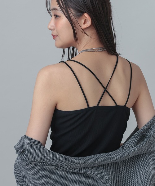 GLOBAL WORK(グローバルワーク)の「MATINEE LINE/カップ付きキャミ/678477(キャミソール・レディース・ブラック/ナチュラル・LARGE/MEDIUM)」の1枚目の写真
