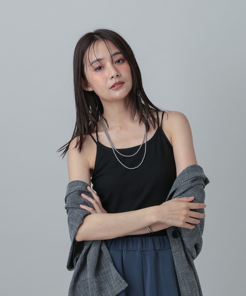 GLOBAL WORK(グローバルワーク)の「MATINEE LINE/カップ付きキャミ/678477(キャミソール・レディース・ブラック/ナチュラル・LARGE/MEDIUM)」の4枚目の写真