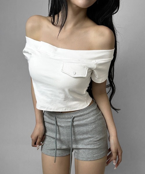 FOLLOWIN（フォロウィン）の「【3COLOR/カップ付き】フェイクポケットオフショルダートップス（Tシャツ/カットソー・レディース・ホワイト/ブラック/グレー・FREE）」の6枚目の写真