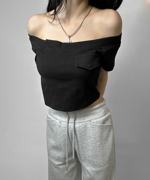 FOLLOWIN（フォロウィン）の「【3COLOR/カップ付き】フェイクポケットオフショルダートップス（Tシャツ/カットソー・レディース・ホワイト/ブラック/グレー・FREE）」の14枚目の写真