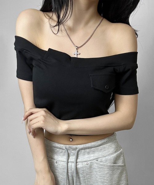 FOLLOWIN（フォロウィン）の「【3COLOR/カップ付き】フェイクポケットオフショルダートップス（Tシャツ/カットソー・レディース・ホワイト/ブラック/グレー・FREE）」の15枚目の写真