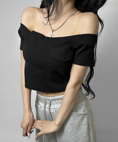 FOLLOWIN（フォロウィン）の「【3COLOR/カップ付き】フェイクポケットオフショルダートップス（Tシャツ/カットソー・レディース・ホワイト/ブラック/グレー・FREE）」の16枚目の写真