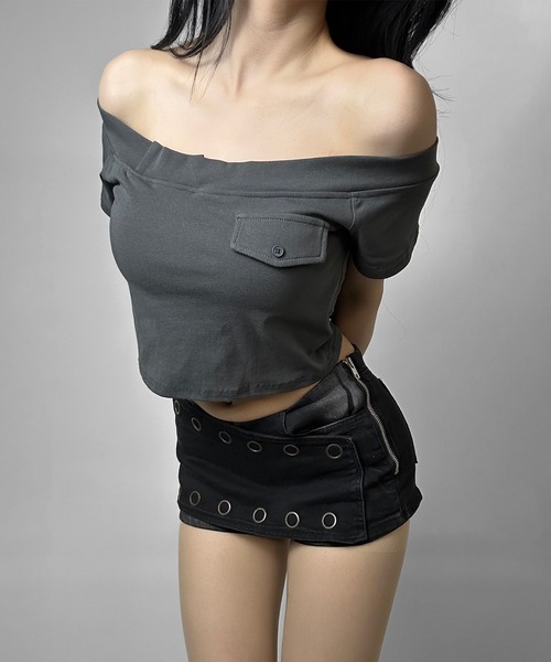FOLLOWIN（フォロウィン）の「【3COLOR/カップ付き】フェイクポケットオフショルダートップス（Tシャツ/カットソー・レディース・ホワイト/ブラック/グレー・FREE）」の22枚目の写真