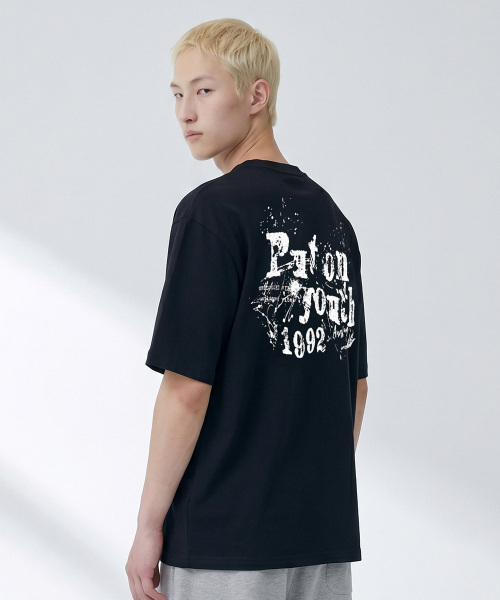 CHASECULT(チェイスカルト)の「共用スプレーグラフィック半袖Tシャツ-FCRU5828E03(Tシャツ/カットソー・メンズ・ブラック・95/100/105/90)」の5枚目の写真