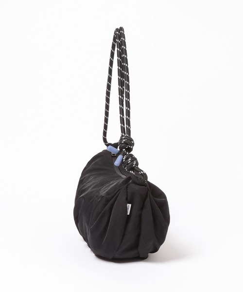 HEREIAM（ヘレイアム）の「【HEREIAM】ユニセックス＆軽量/スポーティーZIP BAG（ショルダーバッグ・レディース・ブラック/ライム/ダークブラウン・FREE）」の15枚目の写真