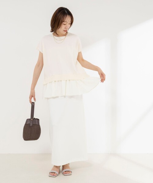 NOLLEY’S(ノーリーズ)の「《手洗い可能》【BECシリーズ】裾フリルプルオーバー(ニット/セーター・レディース・オフホワイト/ダークネイビー・38)」の5枚目の写真