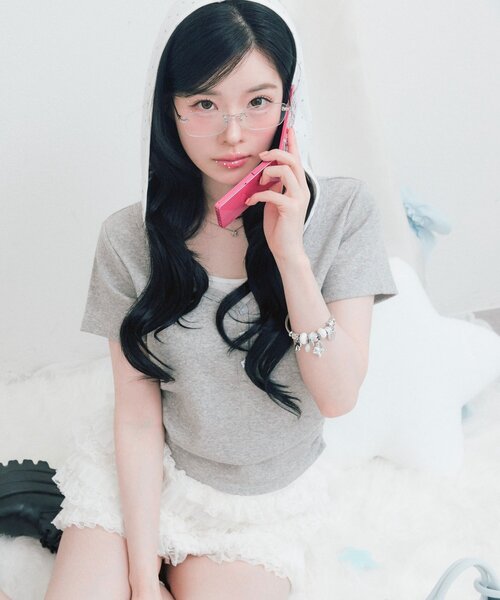 OLIVE des OLIVE(オリーブデオリーブ)の「Milky Star フードTシャツ(Tシャツ/カットソー・レディース・トップグレー/サックスブルー/ブラック・FREE)」の16枚目の写真