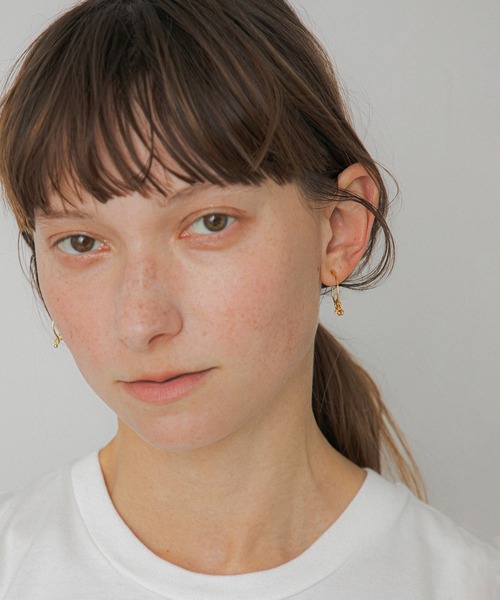 LAPUIS(ラピュイ)の「LAPUIS(ラピュイ)Oui pierced earrings(ピアス(両耳用)・レディース・ゴールド/マルチ・FREE)」の9枚目の写真