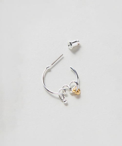 LAPUIS(ラピュイ)の「LAPUIS(ラピュイ)Oui pierced earrings(ピアス(両耳用)・レディース・ゴールド/マルチ・FREE)」の14枚目の写真