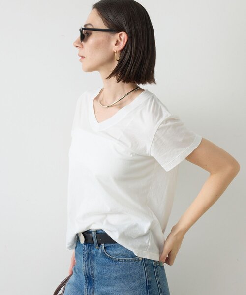 GALLARDAGALANTE(ガリャルダガランテ)の「VネックTシャツ(Tシャツ/カットソー・レディース・ホワイト/チャコールグレー/ベージュ・FREE)」の5枚目の写真