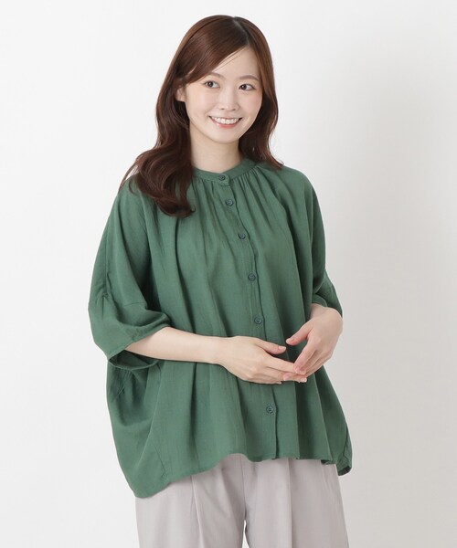 one'sterrace(ワンズテラス)の「綿麻レーヨンブラウス(シャツ/ブラウス・レディース・グリーン系その他6/アイボリー系8/ブラック系8・02)」の3枚目の写真