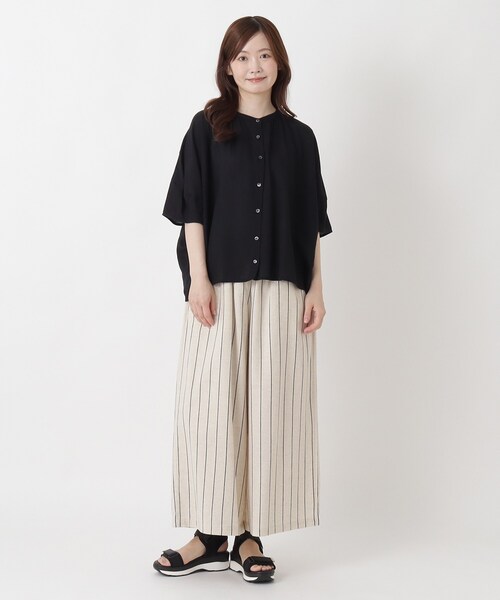one'sterrace(ワンズテラス)の「綿麻レーヨンブラウス(シャツ/ブラウス・レディース・グリーン系その他6/アイボリー系8/ブラック系8・02)」の14枚目の写真
