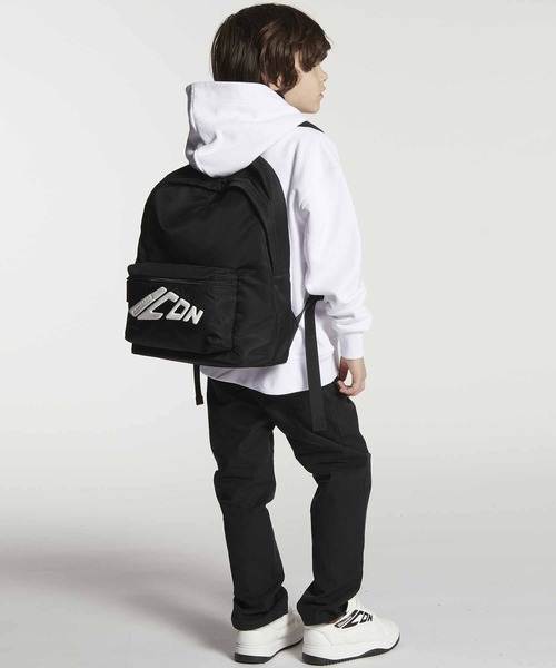 DSQUARED2(ディースクエアード)の「DSQUARED2(ディースクエアード)Kids & Junior ブランドロゴバックパックリュック(バックパック/リュック・キッズ・ブラック・ONE SIZE)」の2枚目の写真
