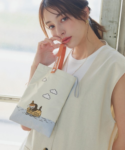 MOOMIN(ムーミン)の「MOOMIN ムーミン 吸水機能付き 2Way折傘バッグ 裏地吸水素材 傘袋 コンパクト 折りたたみ用(エコバッグ/サブバッグ・レディース・グリーン/ミント/ピンク・FREE)」の1枚目の写真