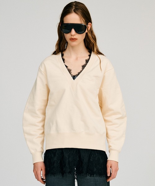 PRANK PROJECT(プランクプロジェクト)の「【2026Autumn Pre-Order】Vネックレーススウェット / V-Neck Lace Sweatshirt(スウェット・レディース・グレー/ホワイト/チャコールグレー・FREE)」の12枚目の写真