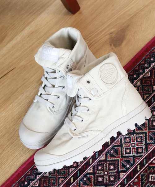PALLADIUM(パラディウム)の「BAGGY ハイカットスニーカー(スニーカー・メンズ・グレー/ベージュ系・25cm/23.5cm/24.5cm/24cm/22.5cm/23cm)」の2枚目の写真