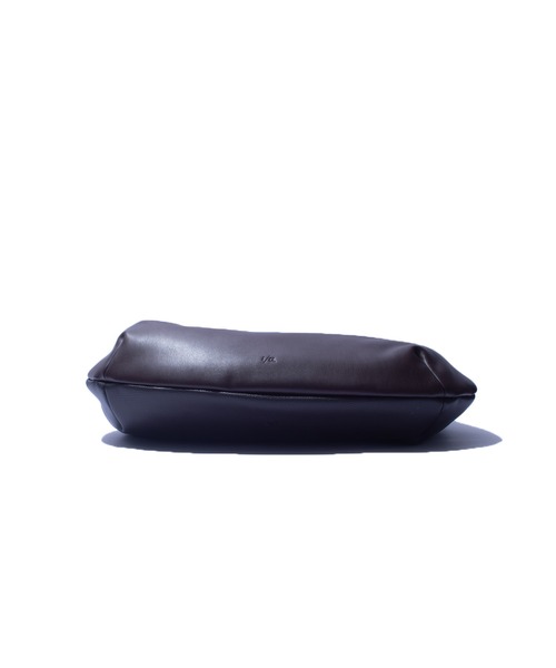 F/CE. (エフシーイー)の「F/CE. TECH LEATHER BIG SHOULDER TOTE / エフシーイー テックレザー ビッグ ショルダー トート(ショルダーバッグ・レディース・ブラウン/ブラック・FREE)」の8枚目の写真