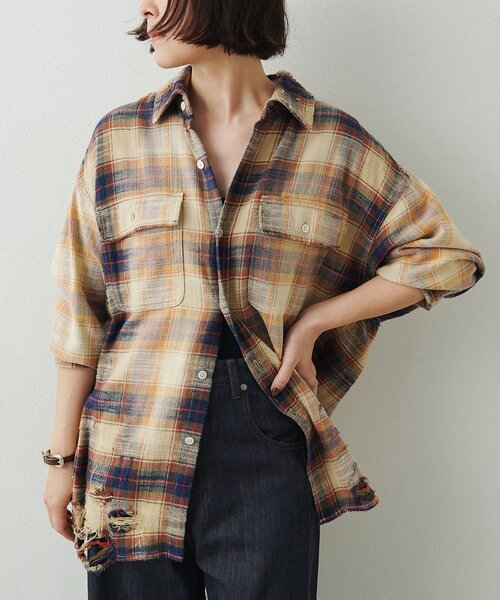 Whim Gazette(ウィムガゼット)の「ダメージチェックシャツ(シャツ/ブラウス・レディース・ブラック/ベージュ/イエロー・FREE)」の2枚目の写真