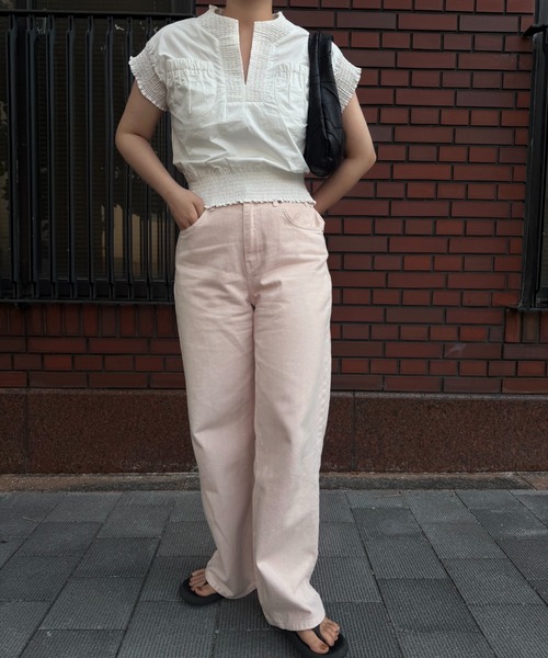 lawgy(ラウジー)の「shirring pocket point vest blouse / シャーリングポケットポイントベストブラウス(シャツ/ブラウス・レディース・アイボリー系/ホワイト/ブラウン系・FREE)」の22枚目の写真