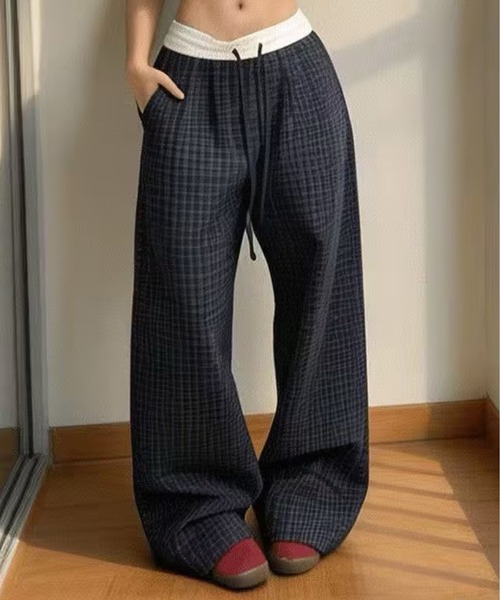 AsheKsha(アシクシャ)の「配色ウエスト細チェック紐付きワイドカジュアルパンツ(スウェットパンツ・レディース・ネイビー・S/M)」の15枚目の写真