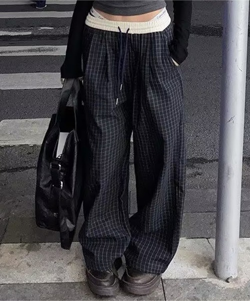 AsheKsha(アシクシャ)の「配色ウエスト細チェック紐付きワイドカジュアルパンツ(スウェットパンツ・レディース・ネイビー・S/M)」の17枚目の写真
