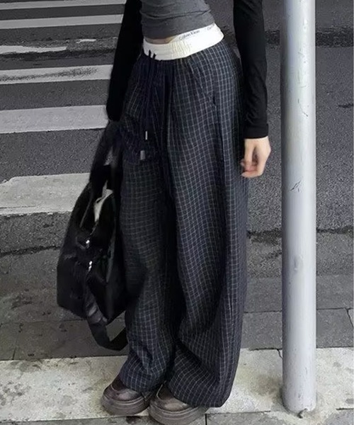 AsheKsha(アシクシャ)の「配色ウエスト細チェック紐付きワイドカジュアルパンツ(スウェットパンツ・レディース・ネイビー・S/M)」の18枚目の写真