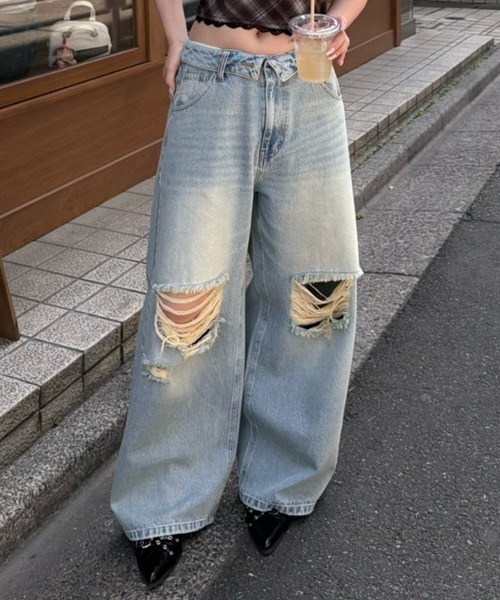 RAY CASSIN（レイカズン）の「【S・Mサイズ展開 】ダメージ折り返しワイドデニムパンツ（デニムパンツ・レディース・スカイブルー/ブルー系その他2/ベージュ・S/M）」の15枚目の写真