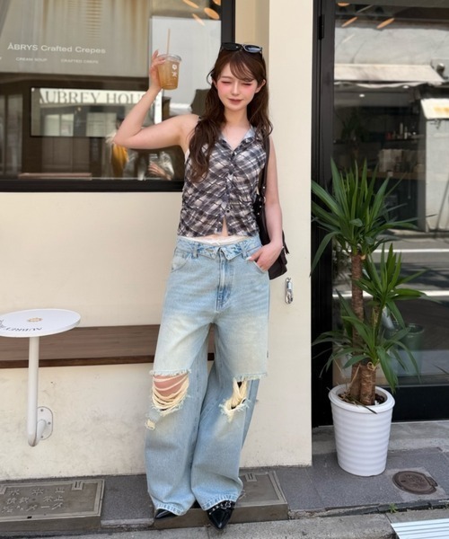 RAY CASSIN（レイカズン）の「【S・Mサイズ展開 】ダメージ折り返しワイドデニムパンツ（デニムパンツ・レディース・スカイブルー/ブルー系その他2/ベージュ・S/M）」の18枚目の写真
